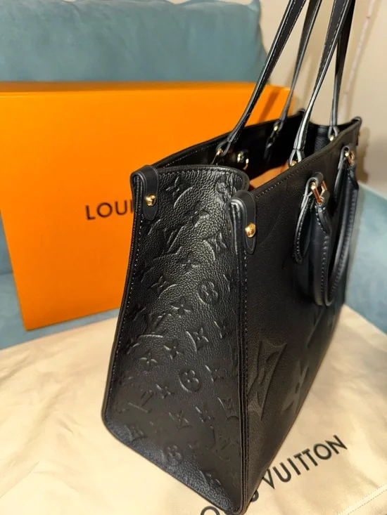 Louis Vuitton Black Embossed Monogram OnTheGo MM Tote-Like New - Picture 9 of 15